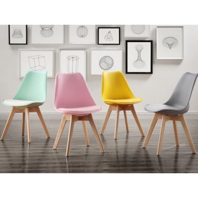 Chaise Mille 4P, structure en bois, assise en polypropylène avec coussin rose