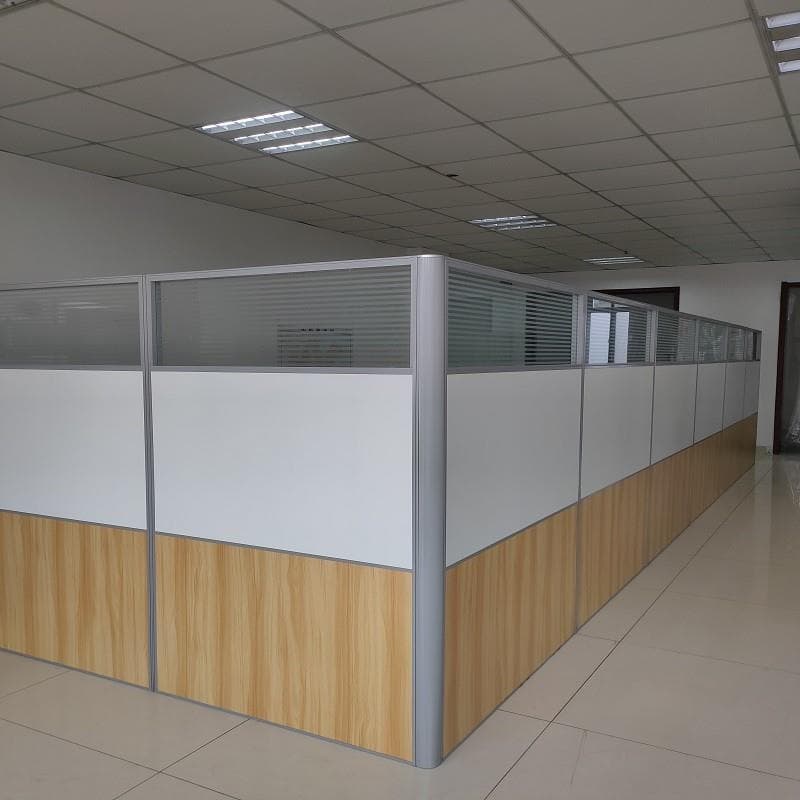 Removable partition wall for premises / offices / spaces - Model 2